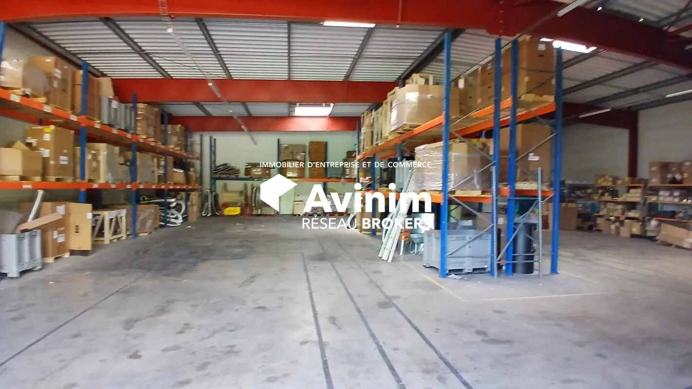 Local d’activités dans Bourges à louer Photo intérieure– Image 1 sur 9