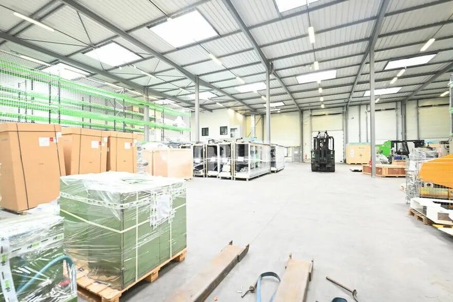 Bureau dans Marennes à louer - Photo intérieure – Image 3 sur 12