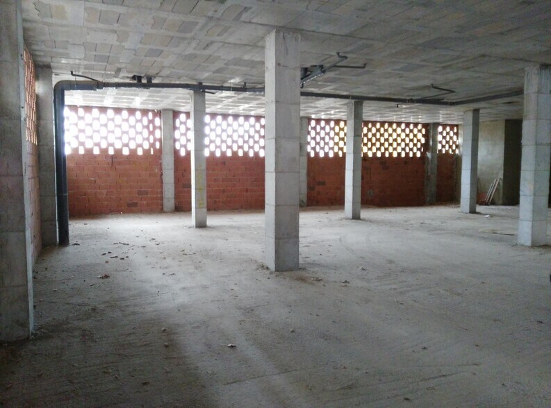 Local commercial dans Calasparra, Murcia à vendre - Photo intérieure – Image 3 sur 9