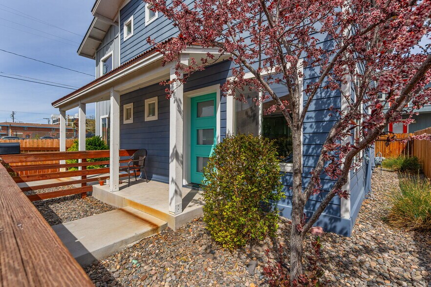 541 Sinclair St, Reno, NV à vendre - Photo de l’immeuble – Image 3 sur 18