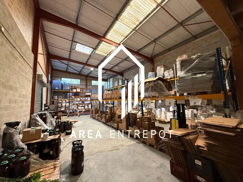 Local d’activités dans Aix-en-Provence à louer - Photo intérieure – Image 2 sur 7