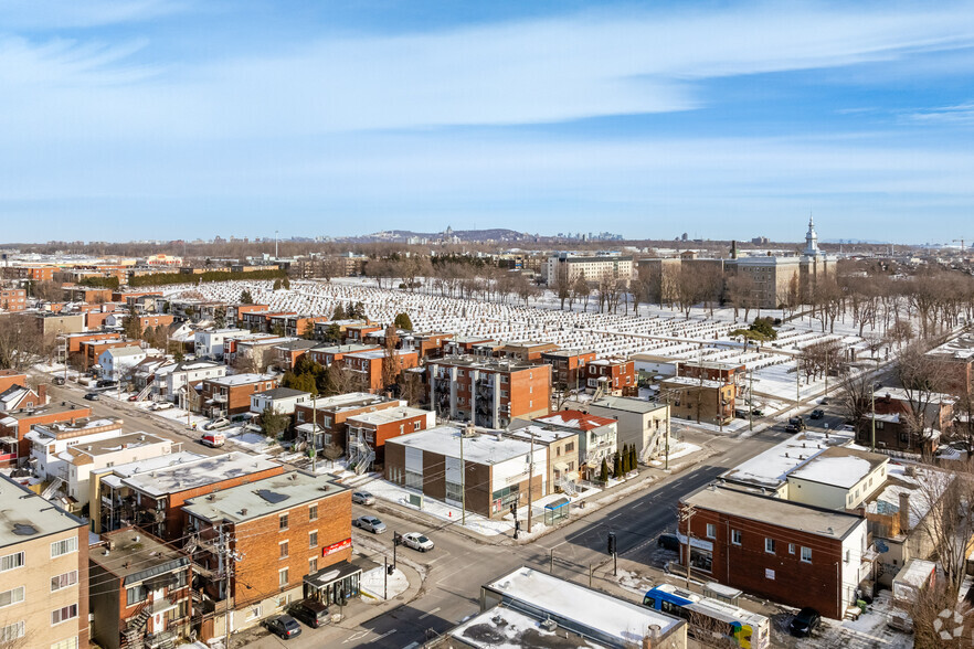 2480 Rue Provost, Lachine, QC à vendre - Aérien – Image 2 sur 6