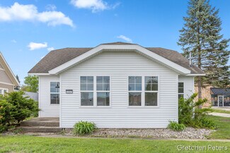 Plus de détails pour 5352 Plainfield Ave NE, Grand Rapids, MI - Local commercial à vendre