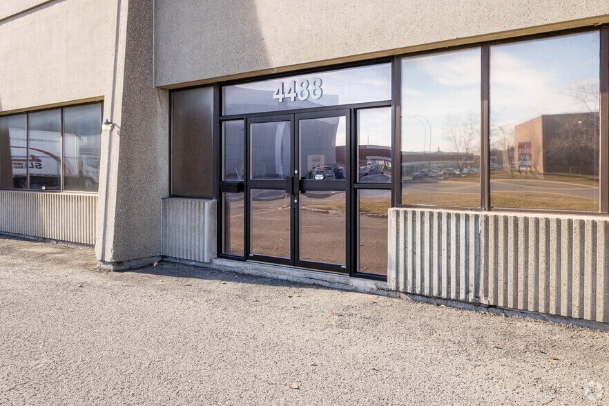 4488 Rue Garand, Verdun, QC à louer - Photo de l’immeuble – Image 2 sur 7