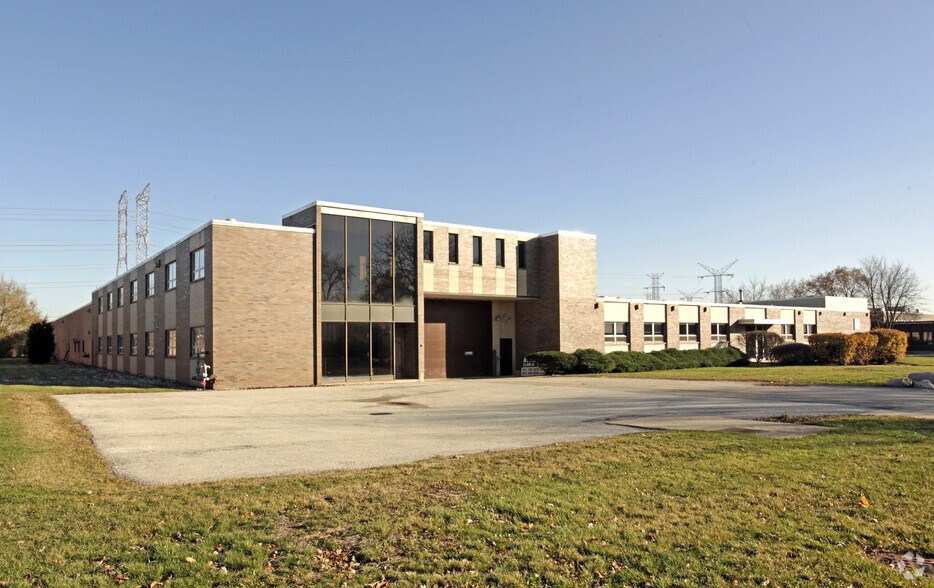 461-471 N 3rd Ave, Des Plaines, IL à louer - Photo principale – Image 1 sur 3