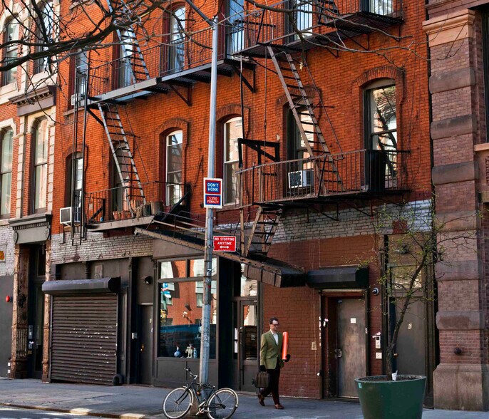 4-6 Bleecker St, New York, NY à louer - Photo de l’immeuble – Image 3 sur 12