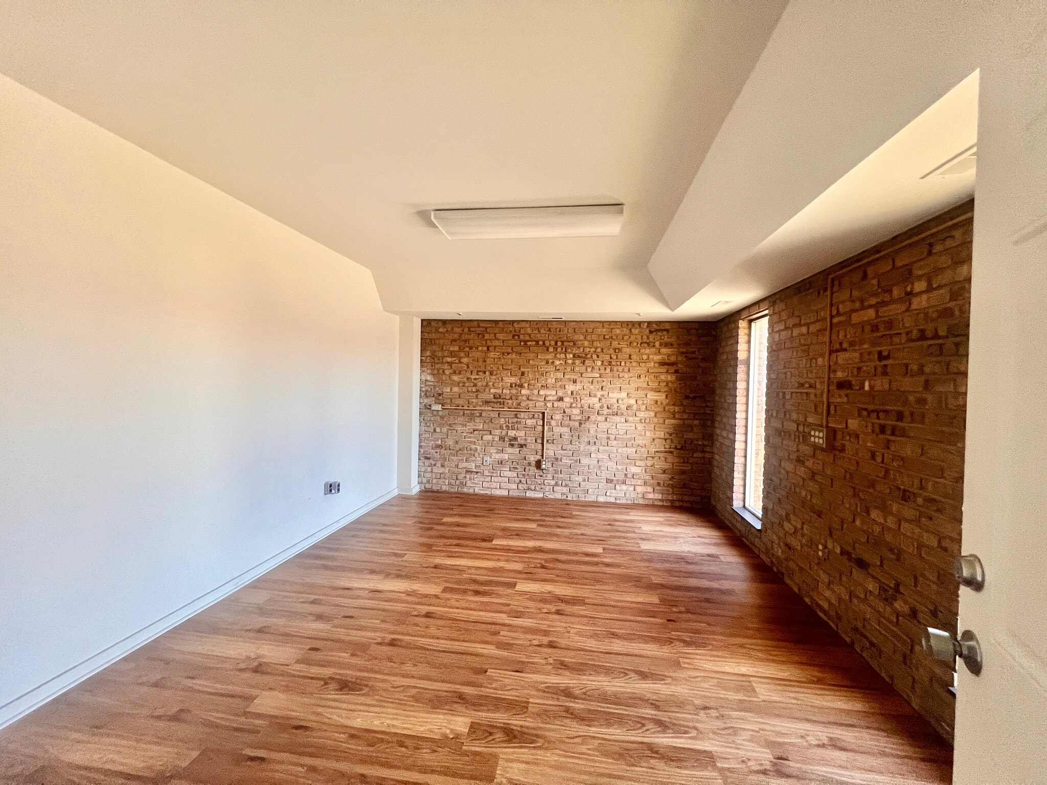 1817 W Stadium Blvd, Ann Arbor, MI à louer Photo intérieure– Image 1 sur 2