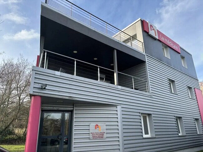 Plus de détails pour Bureau à vendre