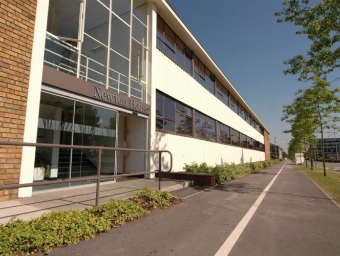 406 The Quadrant, Warrington à louer - Photo de l’immeuble – Image 3 sur 4