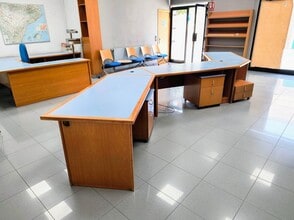 Local commercial dans Olesa de Montserrat, Barcelona à louer Photo intérieure– Image 1 sur 9