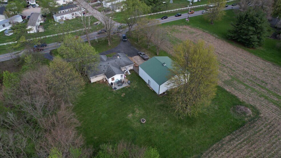 876 N Raceway Rd, Indianapolis, IN à vendre - Aérien – Image 1 sur 9