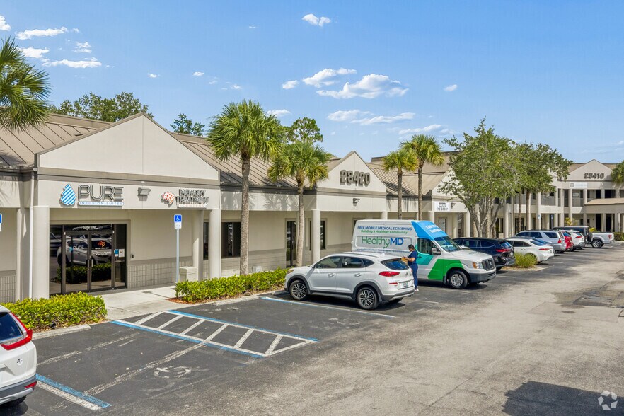 28410 Bonita Crossing Blvd, Bonita Springs, FL à louer - Photo de l’immeuble – Image 3 sur 22