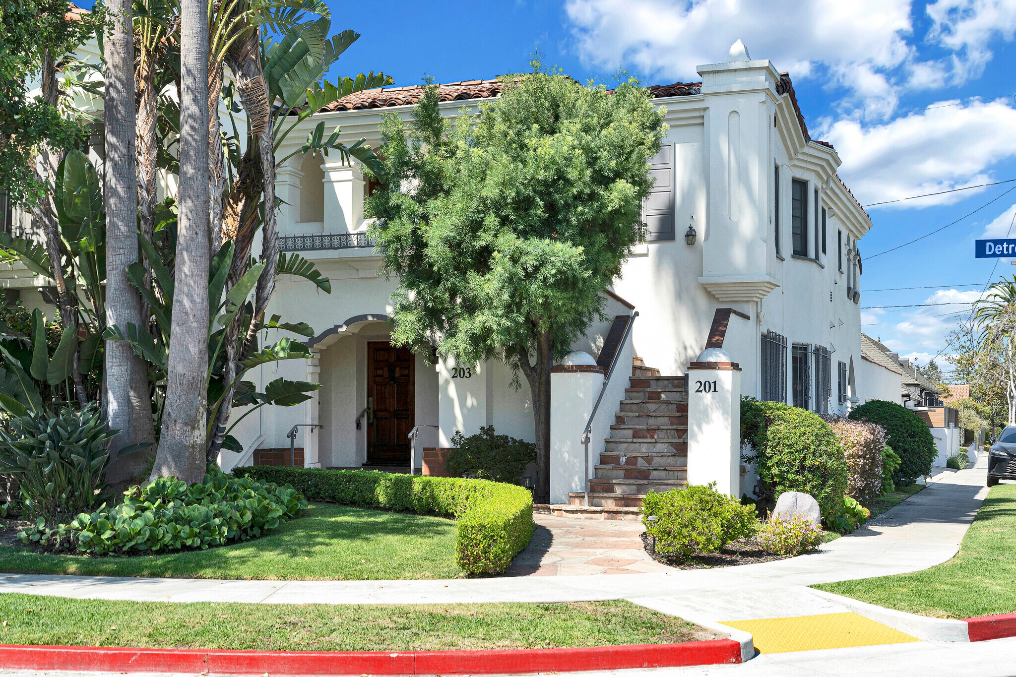 203 S Detroit St, Los Angeles, CA à vendre Photo principale– Image 1 sur 57