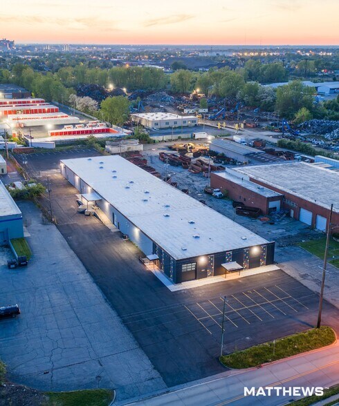 985 Joyce Ave, Columbus, OH à vendre - Photo de l’immeuble – Image 3 sur 5