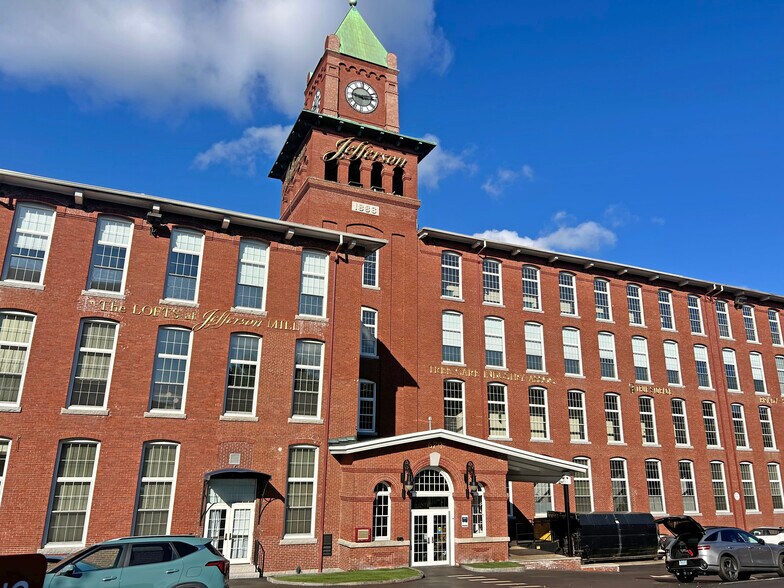 670 N Commercial St, Manchester, NH à louer - Photo de l’immeuble – Image 2 sur 53