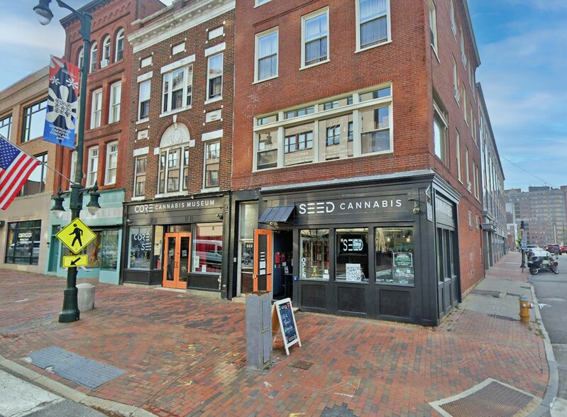 555 Congress St, Portland, ME à louer - Photo de l’immeuble – Image 1 sur 5