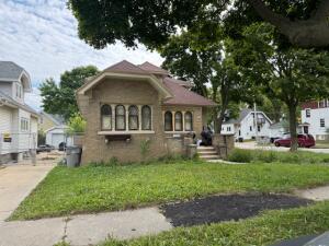 2902 N 57th St, Milwaukee, WI à vendre Photo principale– Image 1 sur 2