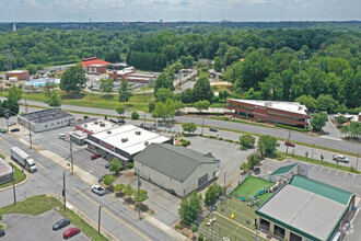 1212 Battleground Ave, Greensboro, NC - VUE AÉRIENNE  vue de carte - Image1