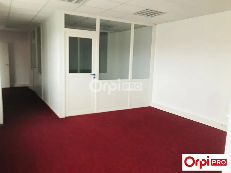 Bureau dans Lille à louer - Photo intérieure – Image 2 sur 4