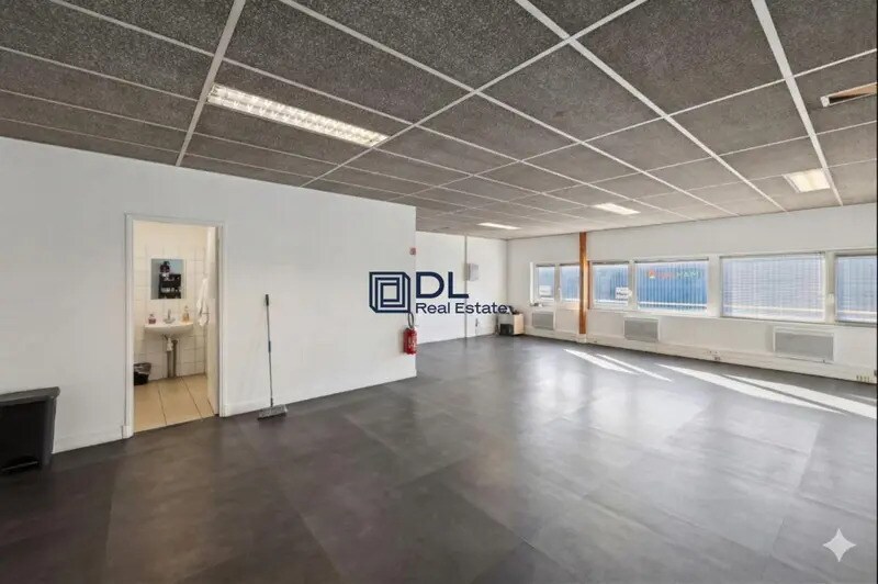 Industriel/Logistique dans Pontault-Combault à vendre - Photo intérieure – Image 3 sur 3