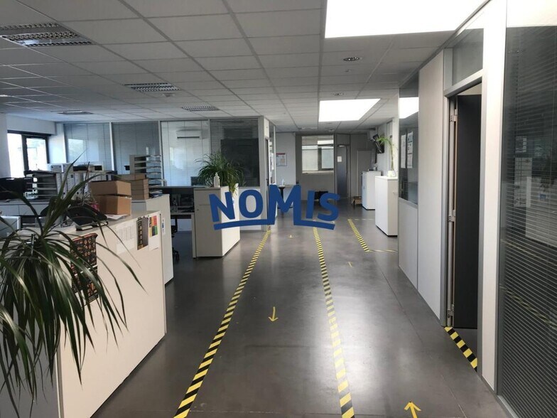 Local d’activités dans Les Sorinieres à louer - Photo intérieure – Image 3 sur 7