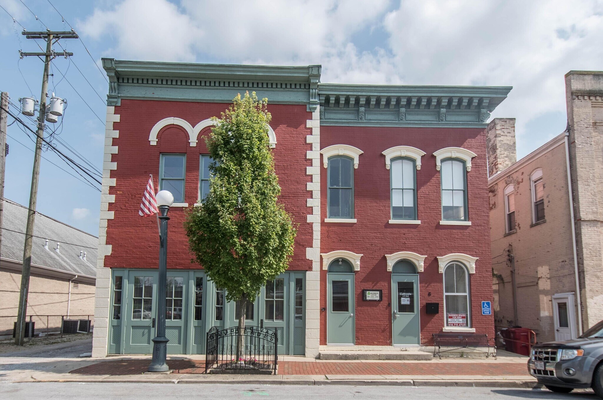 6 E 2nd St, London, OH à vendre Photo principale– Image 1 sur 27