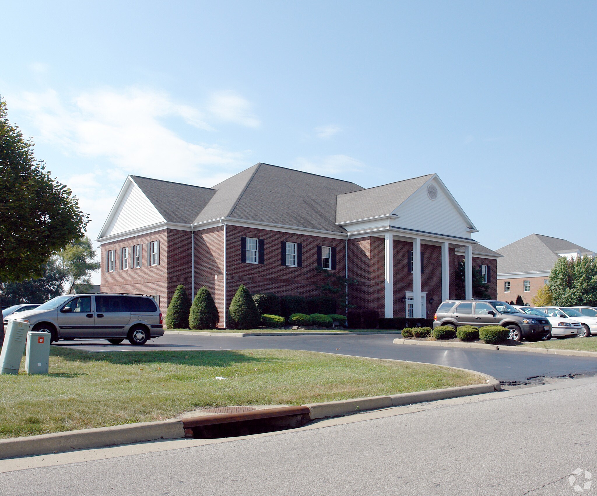 955 Windham Ct, Youngstown, OH à louer Photo principale– Image 1 sur 3