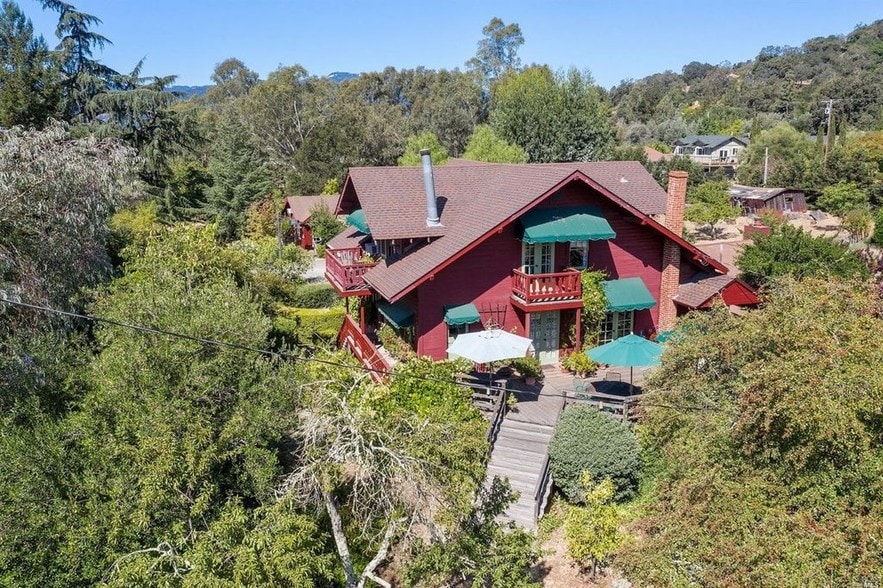 18935 5th St W, Sonoma, CA à vendre - Photo principale – Image 1 sur 3