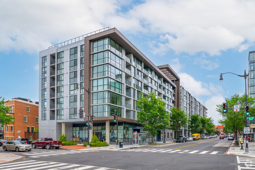 1818 7th St NW, Washington, DC à louer - Photo de l’immeuble – Image 2 sur 41