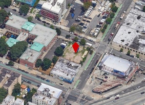 704-710 E 139 St, Bronx NY - Terrain