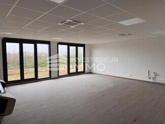 Plus de détails pour Bureau à louer