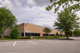 16901 Melford Blvd, Bowie, MD à louer Photo intérieure– Image 1 sur 2