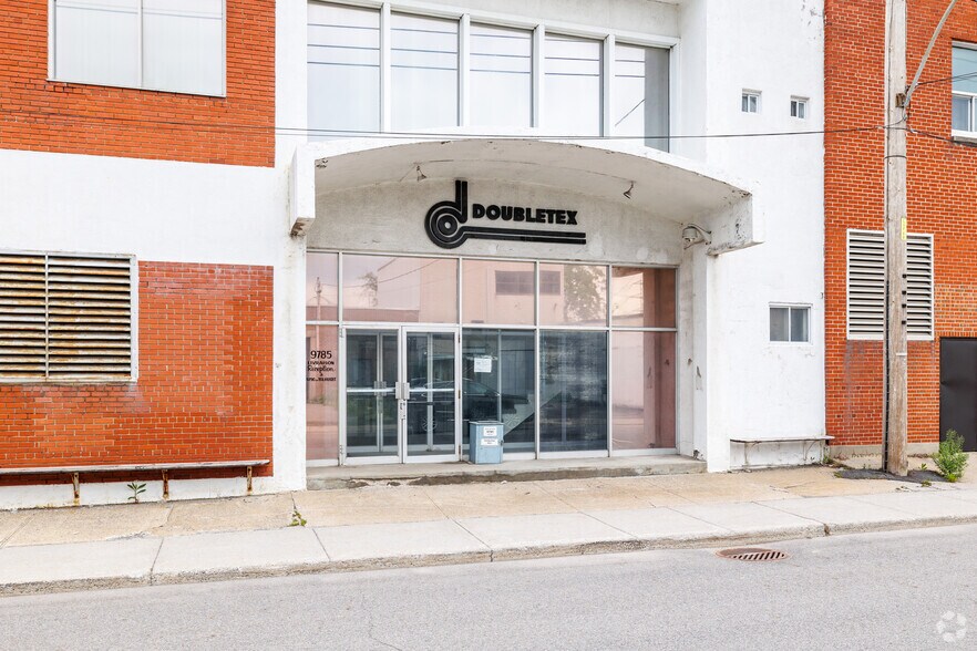 9735-9785 Rue Jeanne-Mance, Montréal, QC à vendre - Photo de l’immeuble – Image 3 sur 3