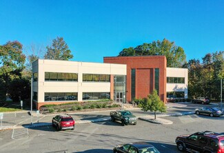 Plus de détails pour 4 AAA Dr, Hamilton, NJ - Bureau à louer