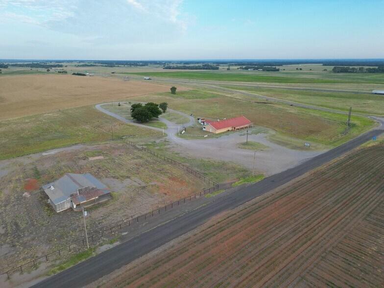 633 Grand ave, Texola, OK à vendre - Photo de l’immeuble – Image 2 sur 38