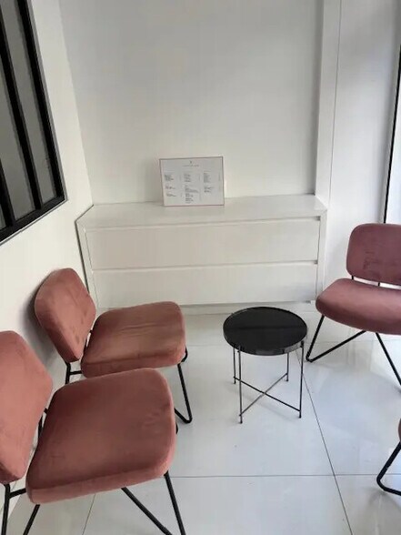 Local commercial dans Paris à louer - Photo intérieure – Image 3 sur 5