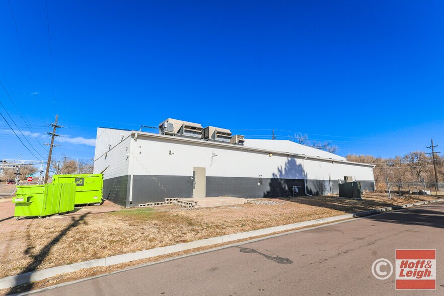 601 E Las Vegas St, Colorado Springs, CO à louer - Photo de l’immeuble – Image 3 sur 21