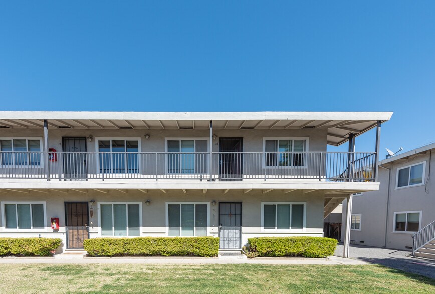 1749 Hester Ave, San Jose, CA à vendre - Photo de l’immeuble – Image 3 sur 12