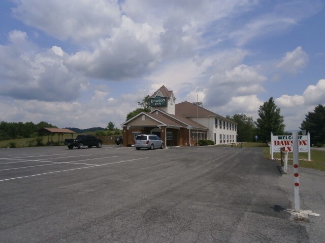 2521 Lawn Rd, Meadow Bridge, WV à vendre - Photo de l’immeuble – Image 2 sur 8