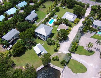 Plus de détails pour 21544 Overseas Hwy, Cudjoe Key, FL - Hôtellerie à vendre