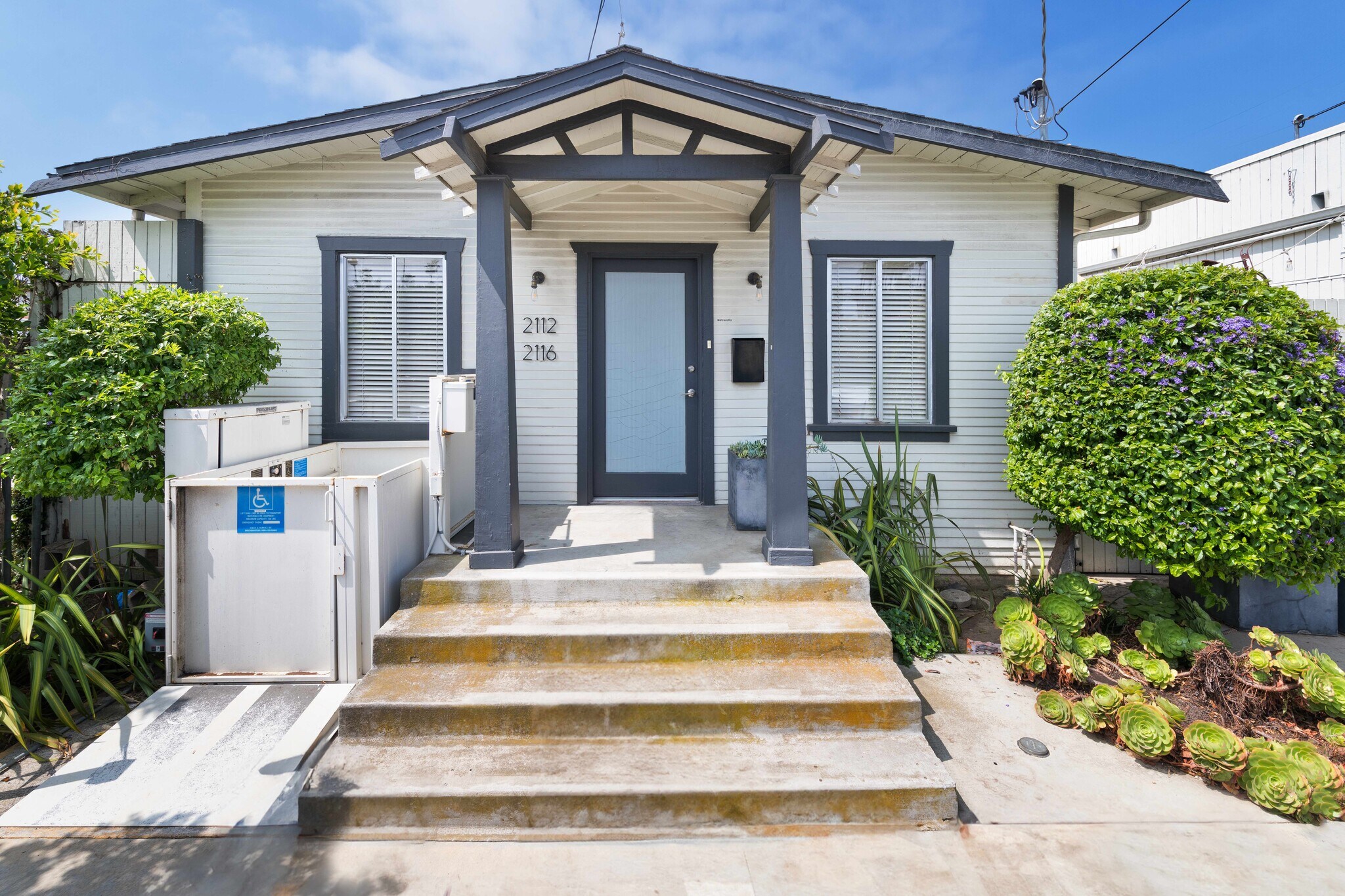 2116 Zeno Pl, Venice, CA à louer Photo principale– Image 1 sur 12