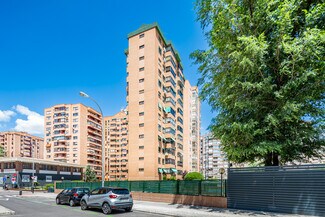 Plus de détails pour Local commercial à louer