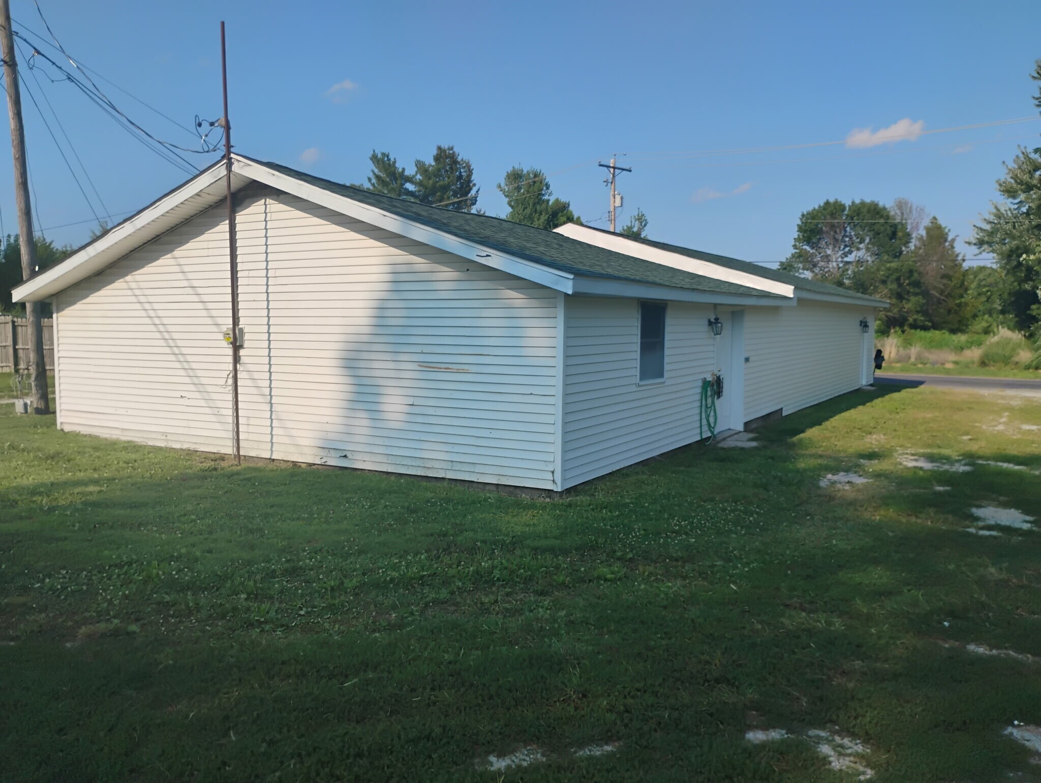 210 Springfield Rd, Gillespie, IL à vendre Photo principale– Image 1 sur 11