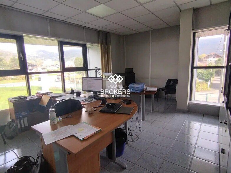 Bureau dans Scionzier à louer - Photo de l’immeuble – Image 3 sur 3