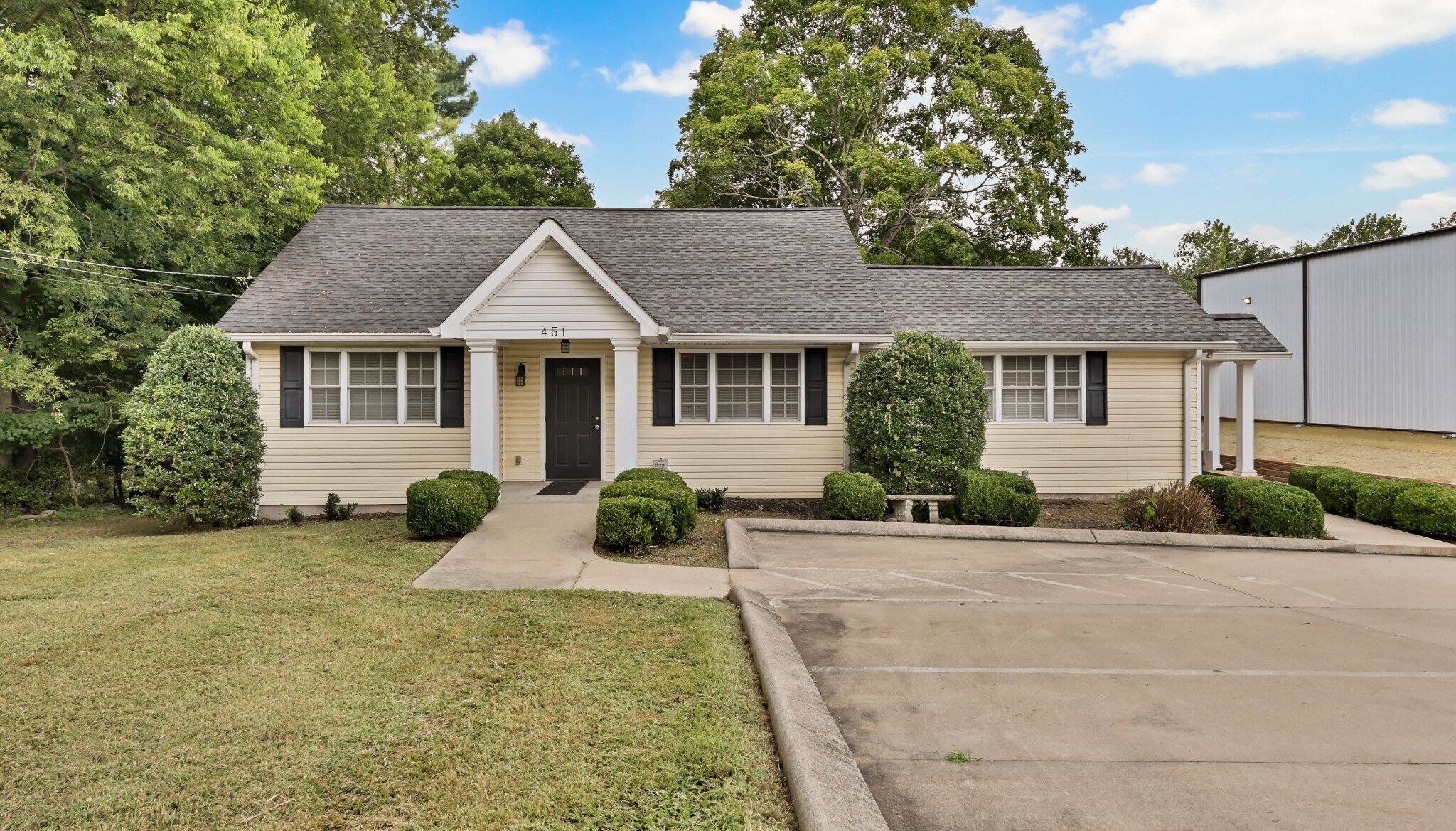 451 Rossview Rd, Clarksville, TN à vendre Photo principale– Image 1 sur 64