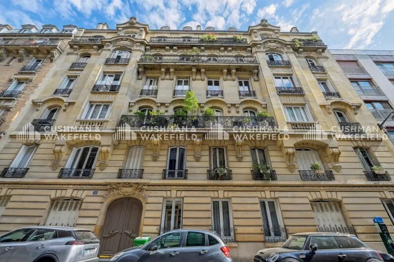 12 Rue Du Bouquet De Longchamp, Paris à louer - Photo de l’immeuble – Image 2 sur 11
