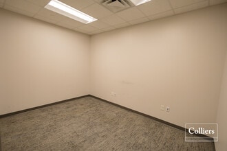 8570 Rivers Ave, North Charleston, SC à louer Photo intérieure– Image 1 sur 1