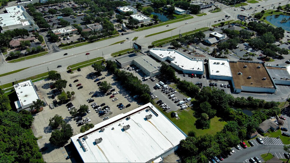 2190 E Semoran Blvd, Apopka, FL à louer - Aérien – Image 3 sur 22