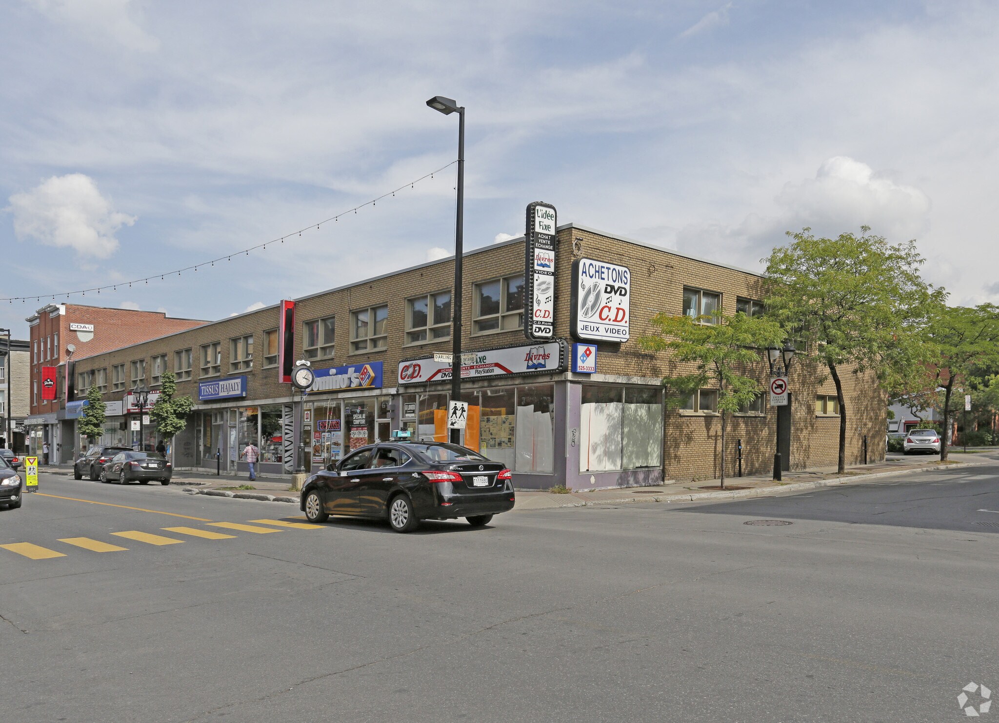 3326-3336 Rue Ontario E E, Montréal, QC à louer Photo de l’immeuble– Image 1 sur 2
