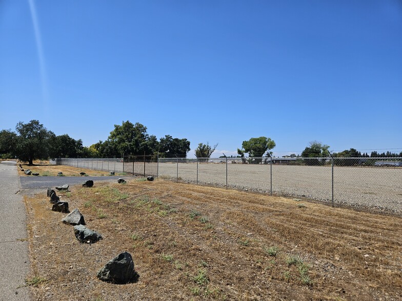 1 Loren Ave, Chico, CA à louer - Autre – Image 3 sur 5